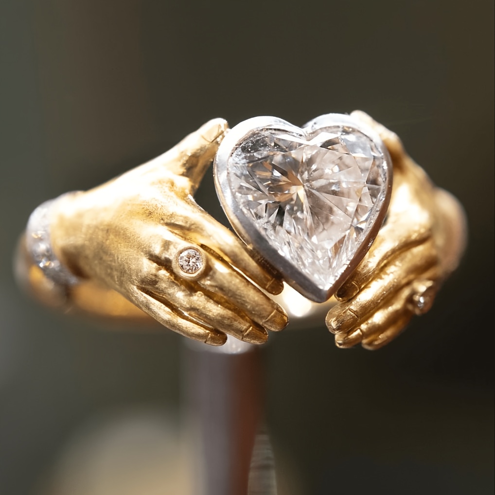 Women's Retro Heart-Cut Synthetic Zirconia Ring, Romantic Gift